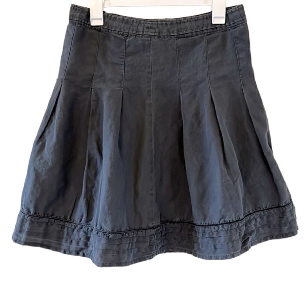 Womens’ H&M Stonewashed Gray Skirt Size 8